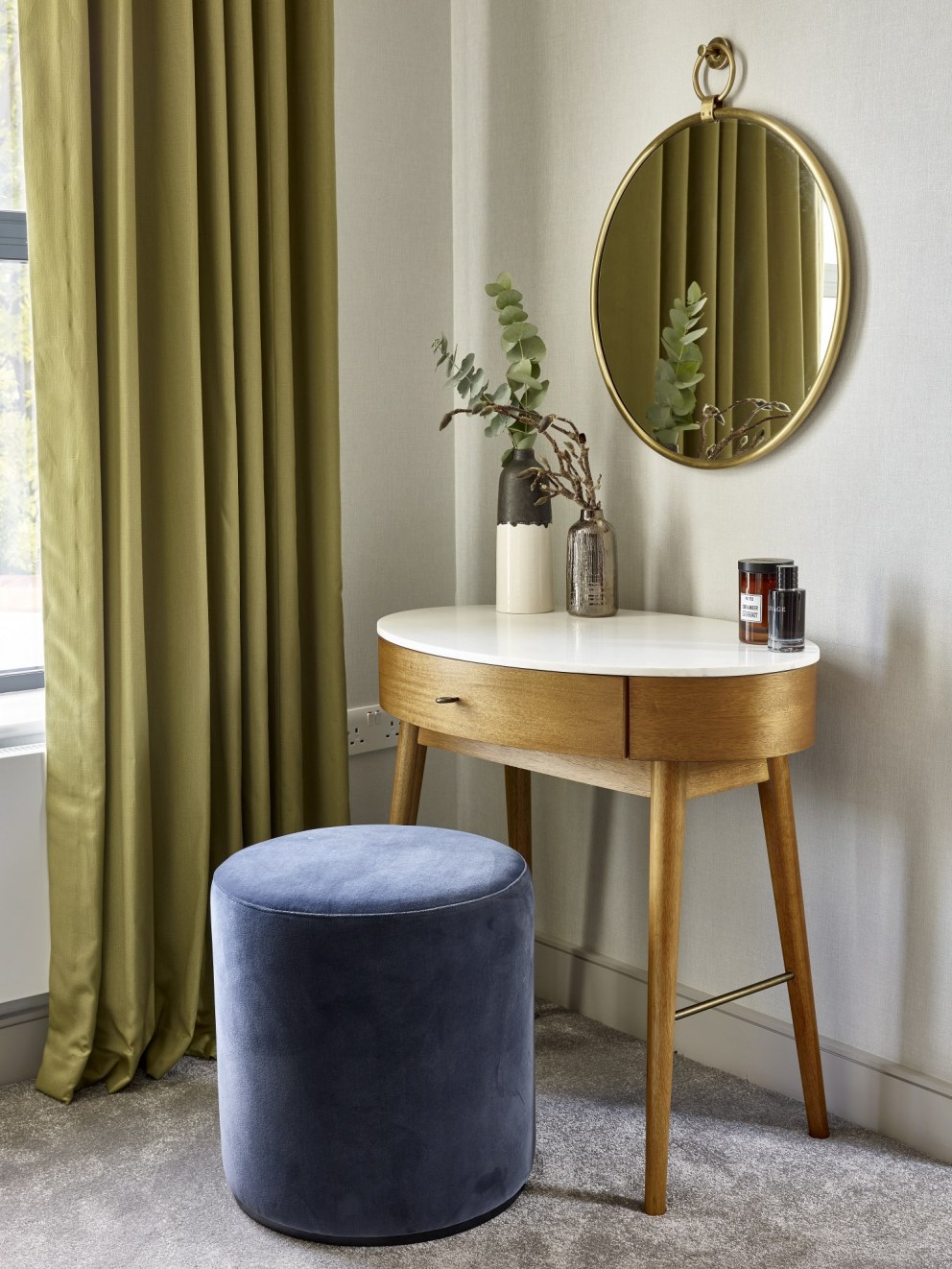 West London Riverside Home  | Guest bedroom dressing table area | Interior Designers